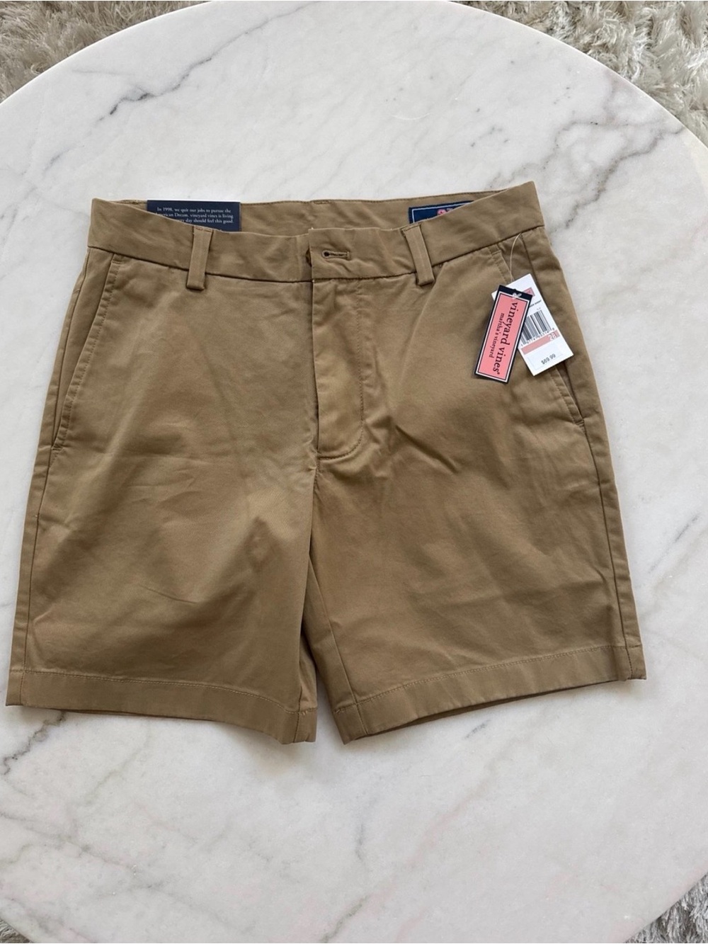 Vineyard Vines Men’s Flat Front Chino Shorts in Khaki